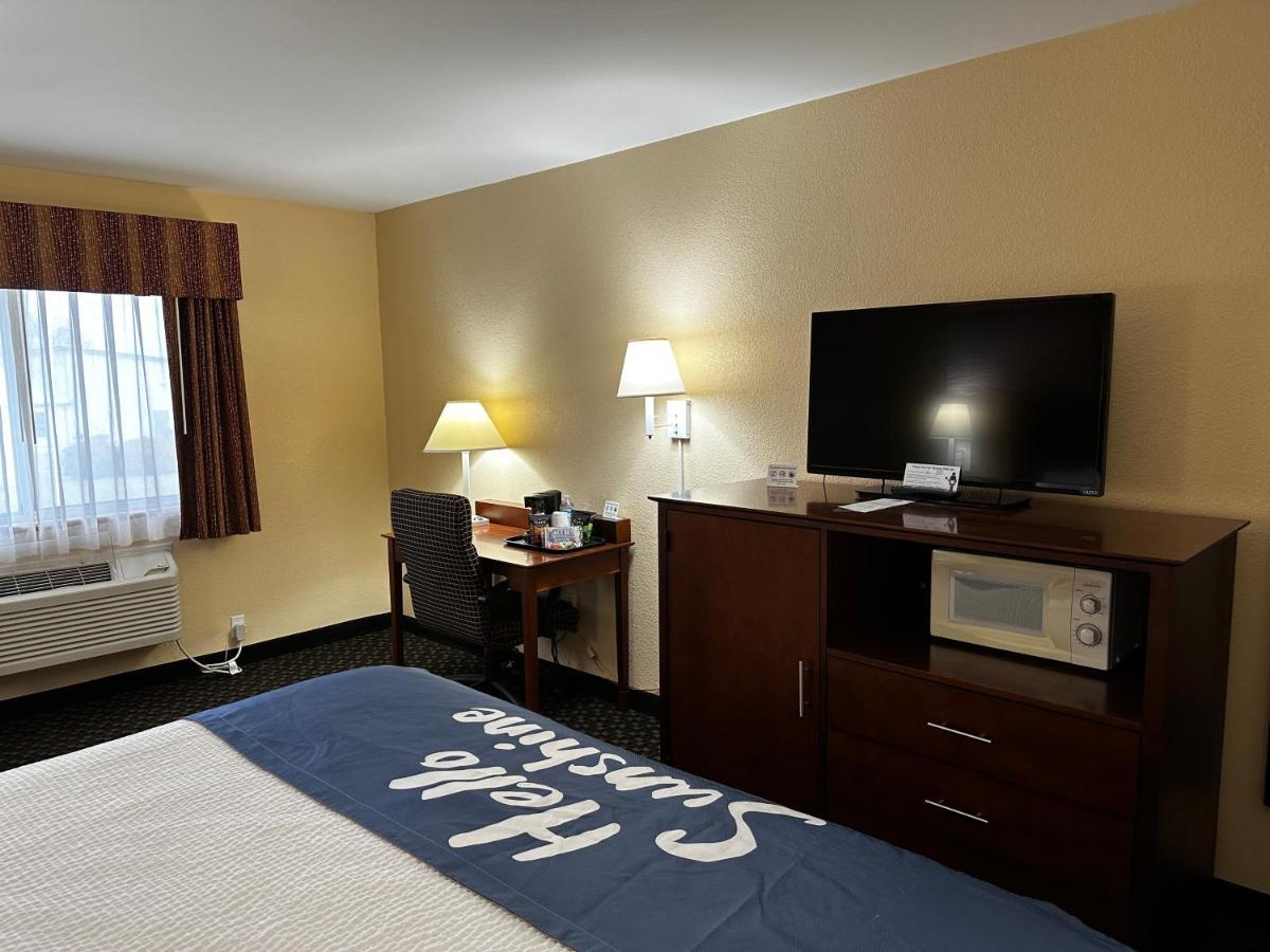 Days Inn By Wyndham Imlay City Extérieur photo